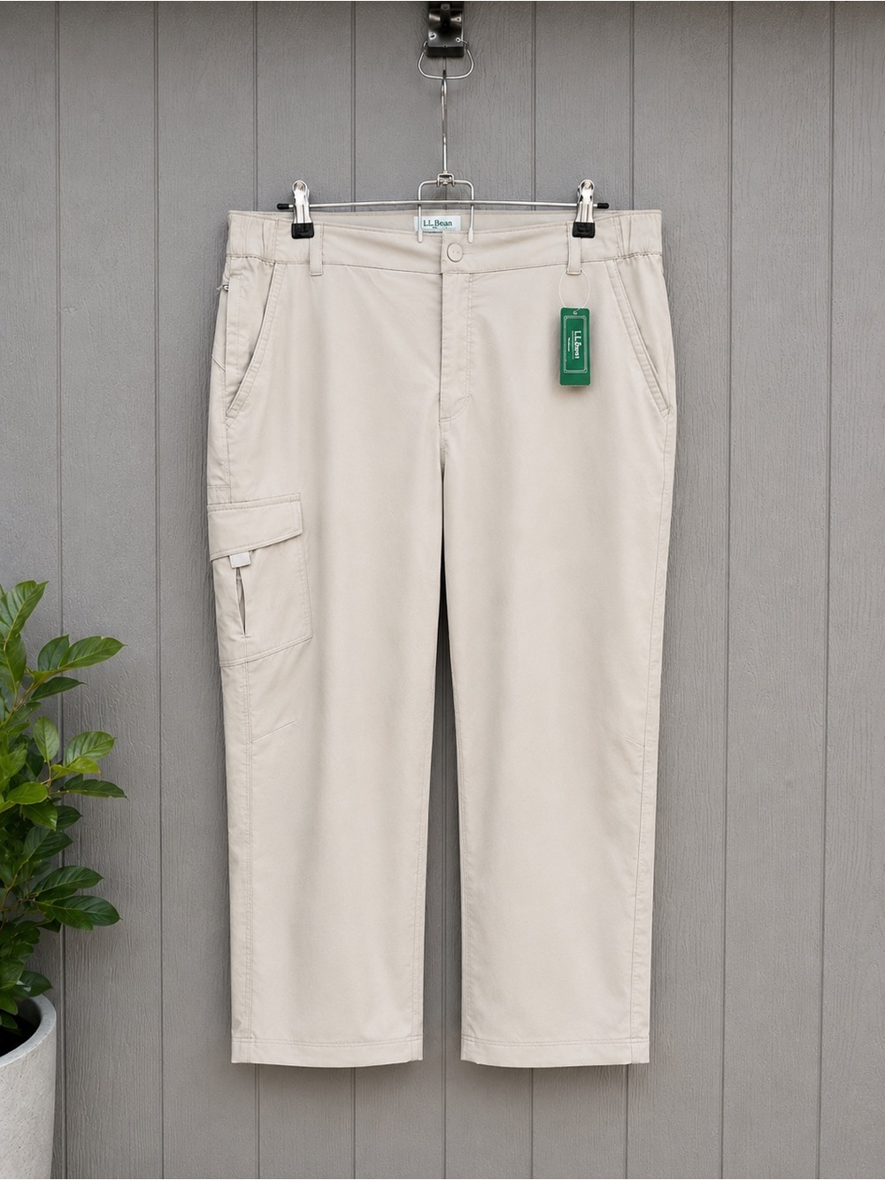 L.L.Bean Tropicwear Capri Pants – Women’s Large NWT